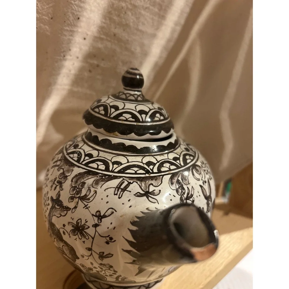 Soure Portugal Hand Painted Teapot Sec XVII Black White Rabbit Castle Pottery